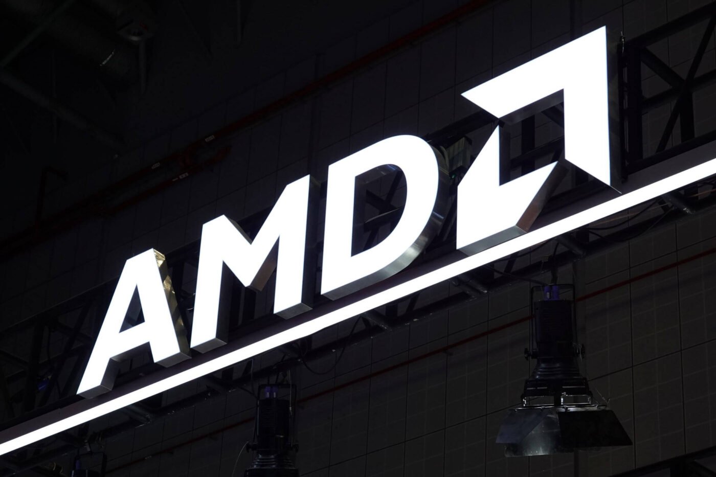 Advanced Micro Devices (AMD) Secures Massive $100B+ Meta Partnership for AI Chips