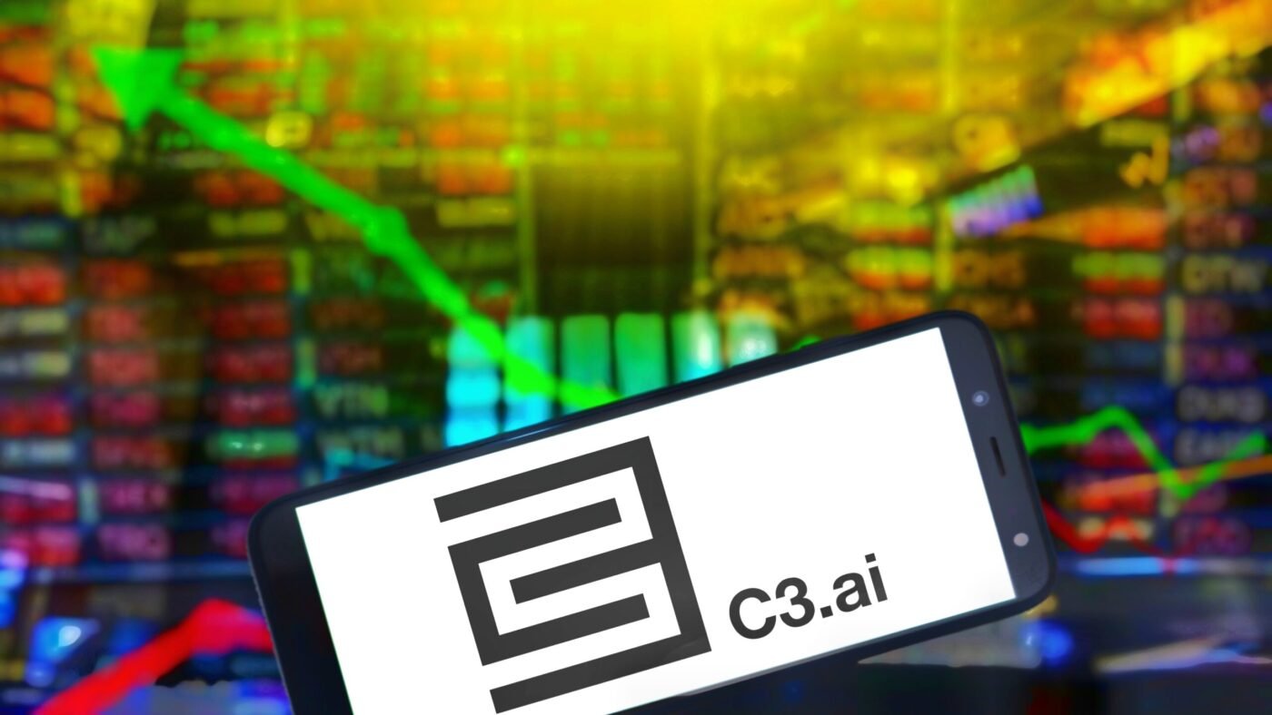C3.ai (AI) Plunges 22% Following Disappointing Earnings and Reduced Outlook