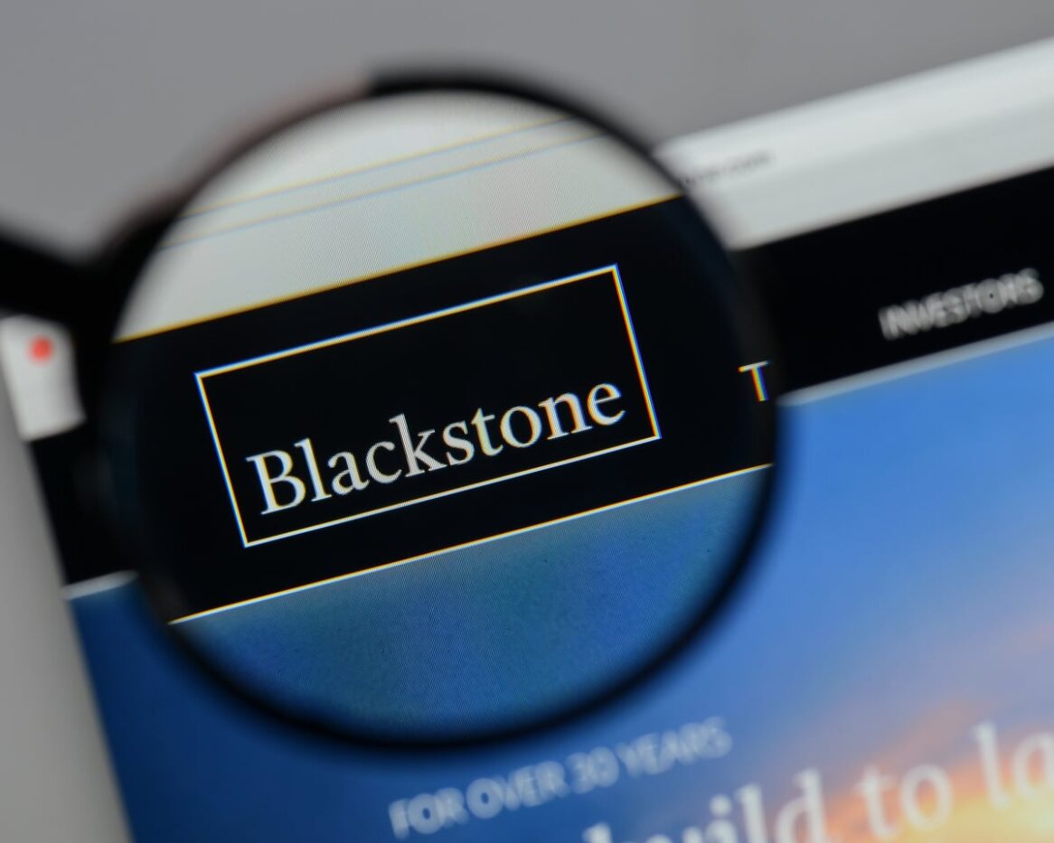 Blackstone (BX) Drives Triple Deal Offensive: Data Centers, Automotive, and Cancer Treatment