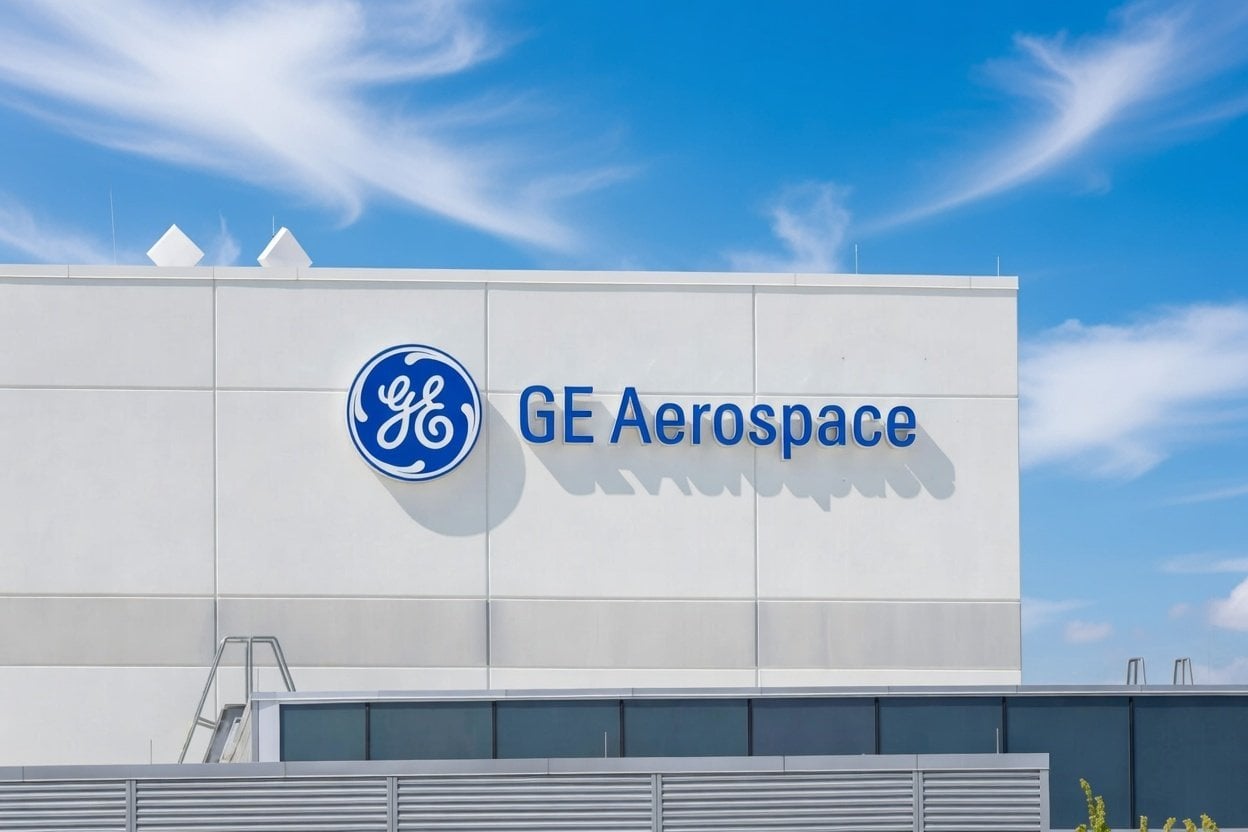 GE Aerospace (GE) Stock Surges After Bernstein Upgrades Target to $405