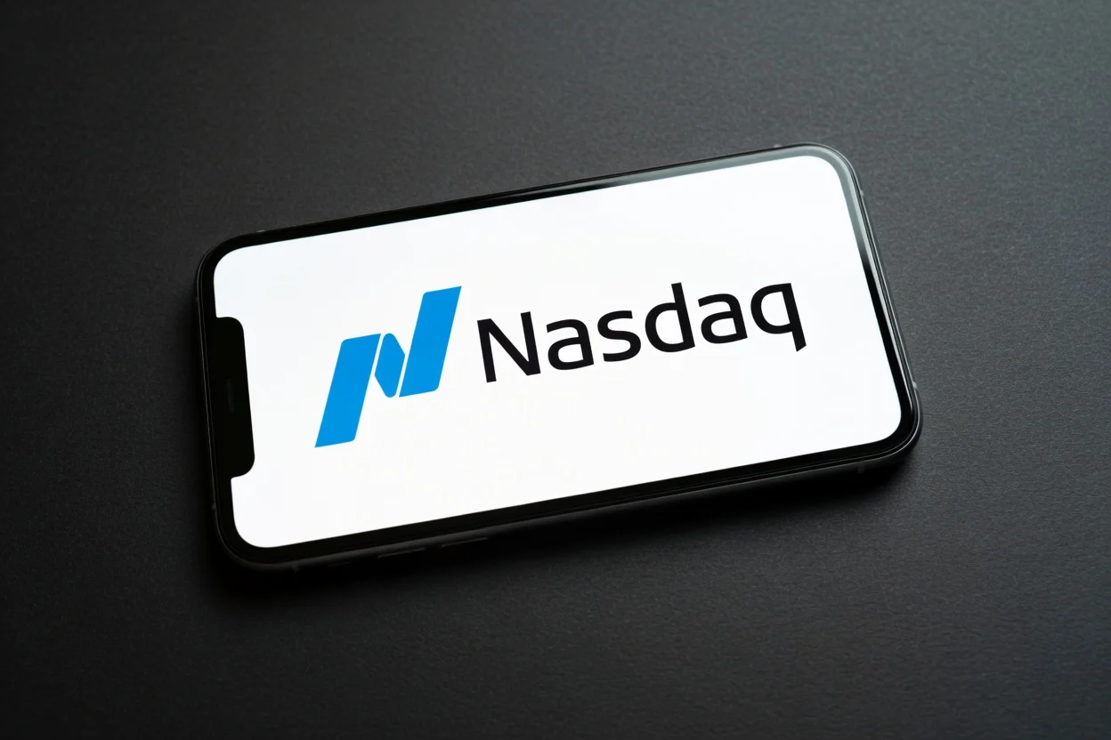 Nasdaq Enters Correction Territory Amid Iran Conflict and Tech Stock Turbulence