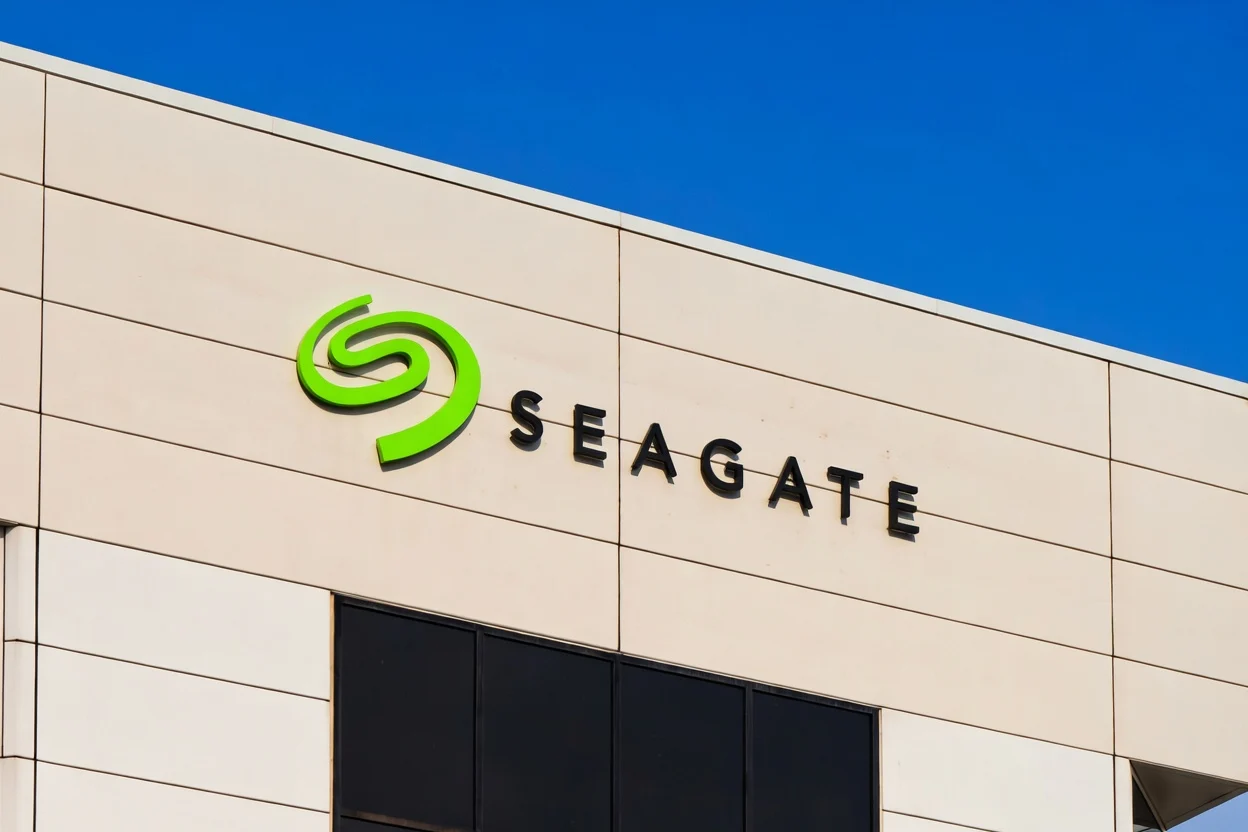 Seagate (STX) Stock Climbs 350% — J.P. Morgan Sees 39% More Upside Ahead