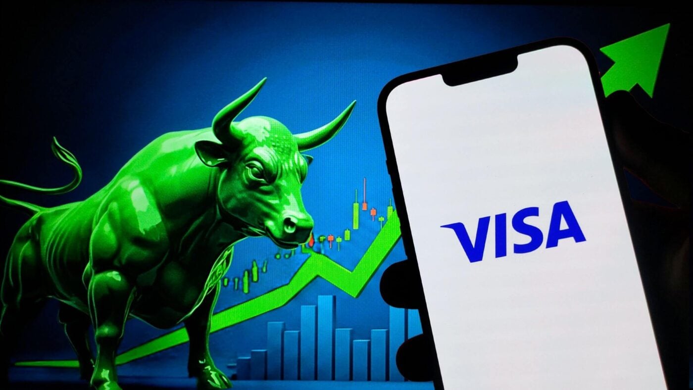 Visa (V) Stock: Rolls Out Stablecoin-Backed Cards to 100+ Nations Worldwide
