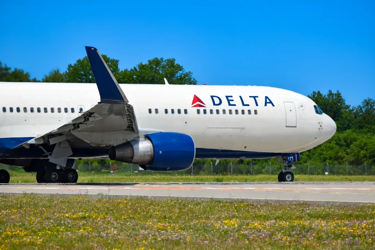 Delta Air Lines (DAL) Stock Surges 13% Following Strong Q1 Earnings Report