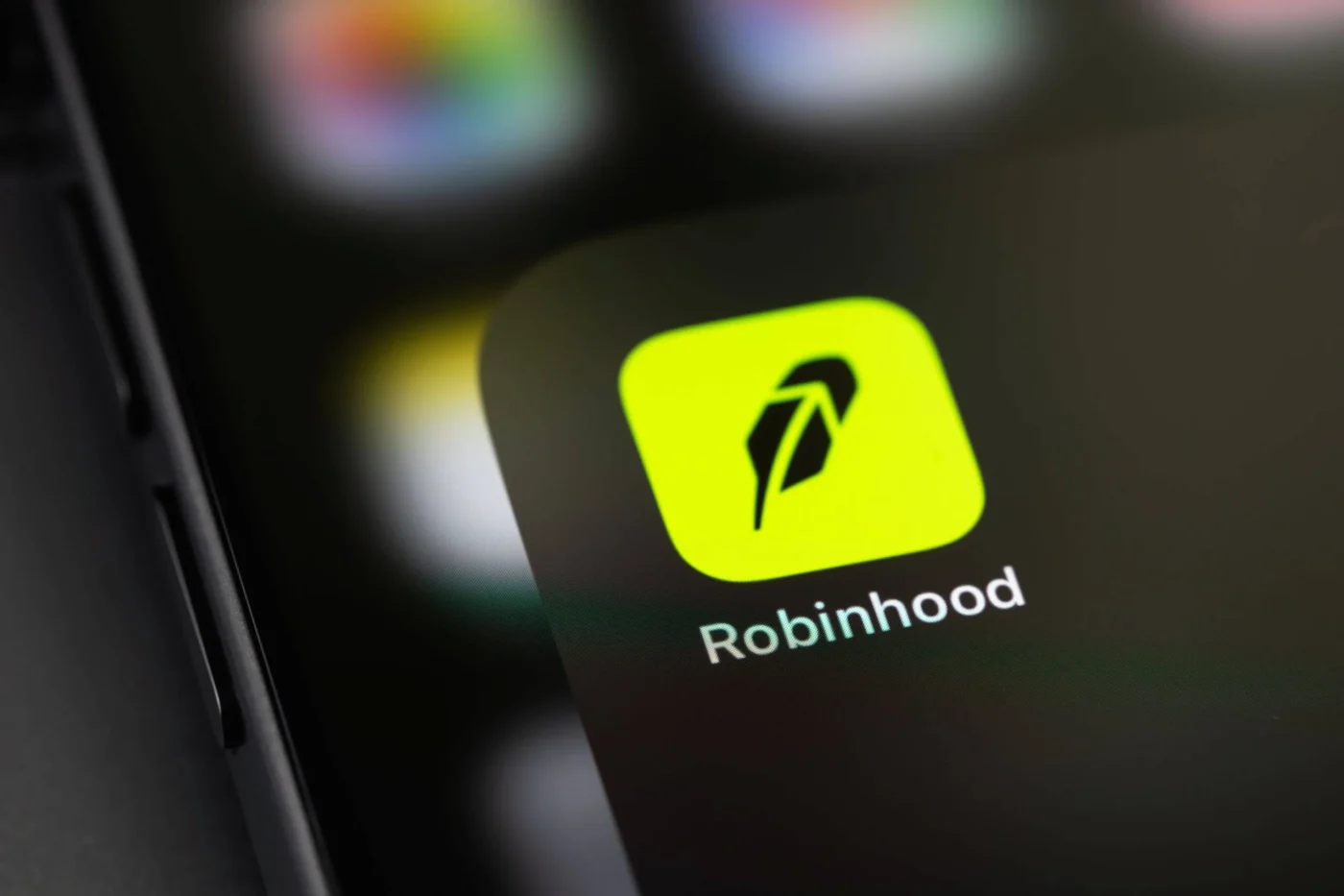 Robinhood (HOOD) Stock: Bernstein Sees 80% Rally Potential Despite 53% Decline
