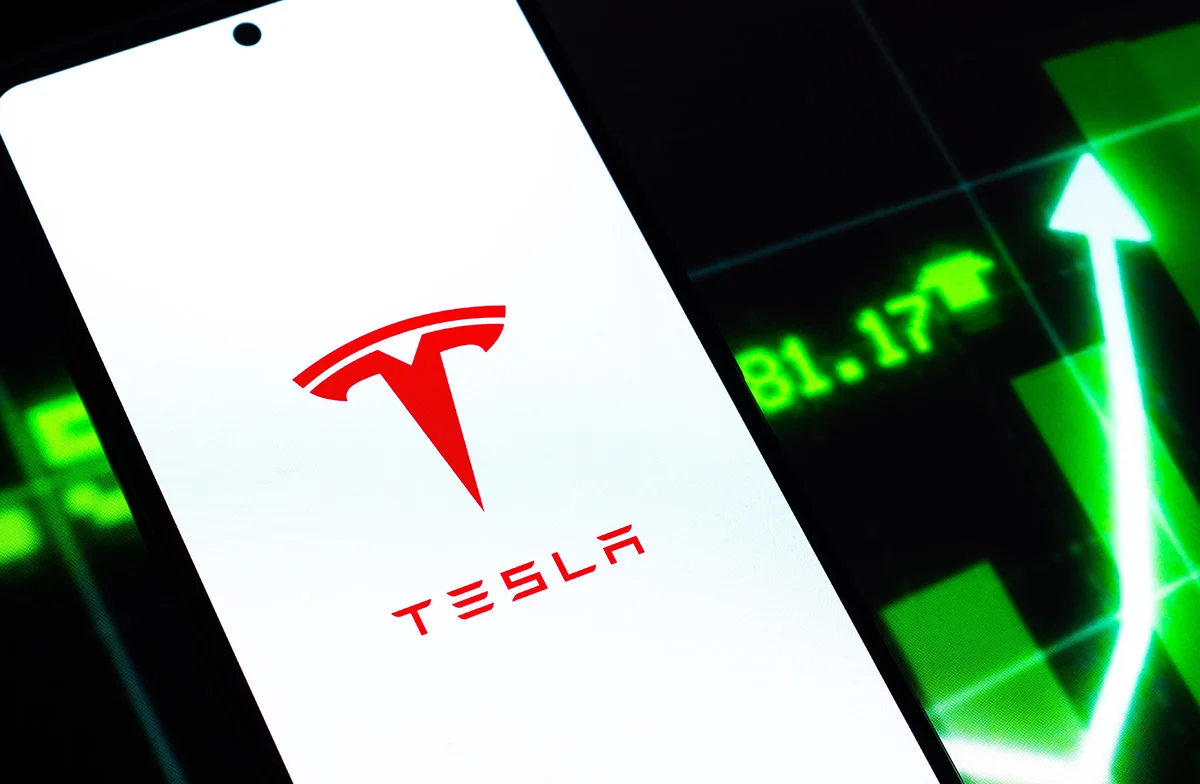 Tesla (TSLA) Stock Surges 4.4% in Pre-Market Trading on Iran Cease-Fire News