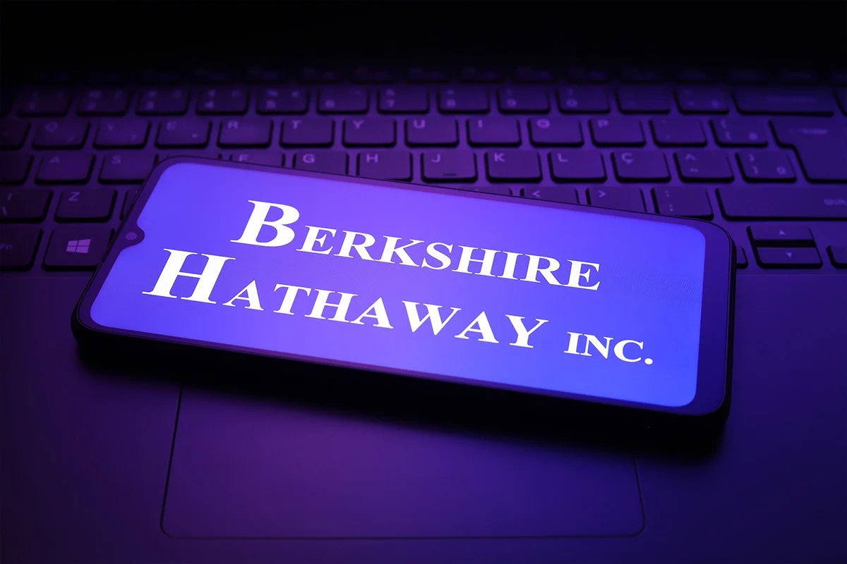 Greg Abel Makes Bold Moves in First Quarter at Berkshire Hathaway (BRK.A) Helm