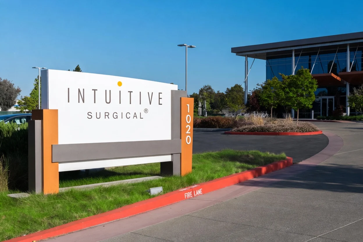 Intuitive Surgical (ISRG) Stock Plunges to 52-Week Low Amid Institutional Exodus