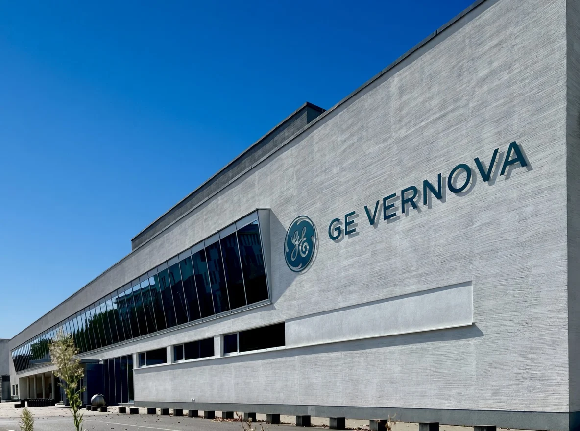 GE Vernova (GEV) Stock: Bernstein Sets $1,206 Price Target on Soaring Energy Demand
