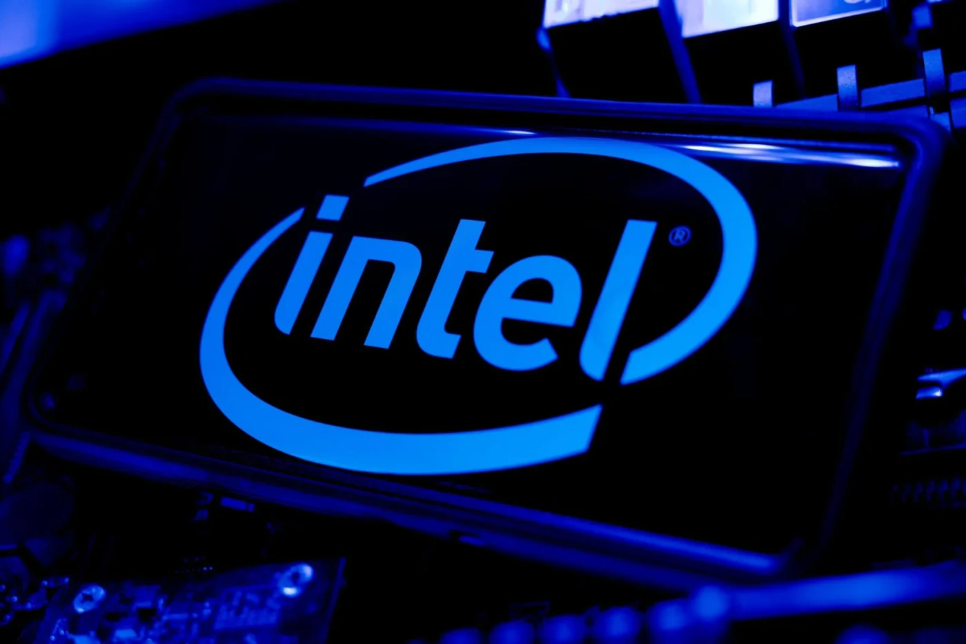 Intel (INTC) Stock Rallies 5% Following Bank of America’s Rare Double Upgrade to Buy