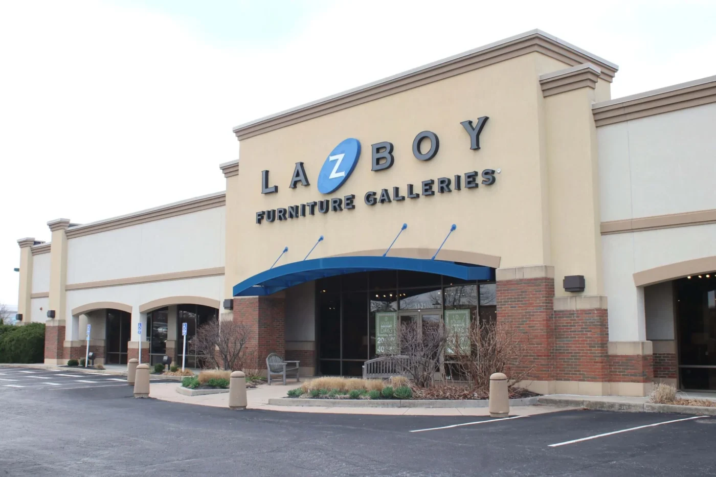 La-Z-Boy (LZB) Stock Soars 17% Following Impressive Q4 Earnings Performance