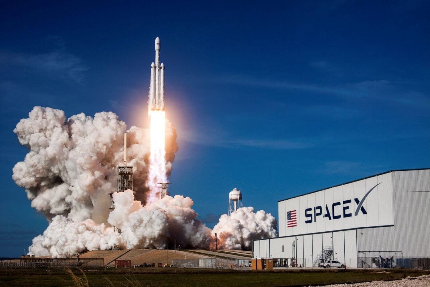 SpaceX (SPCX) Stock Climbs Another 5.6% Following Historic Market Debut
