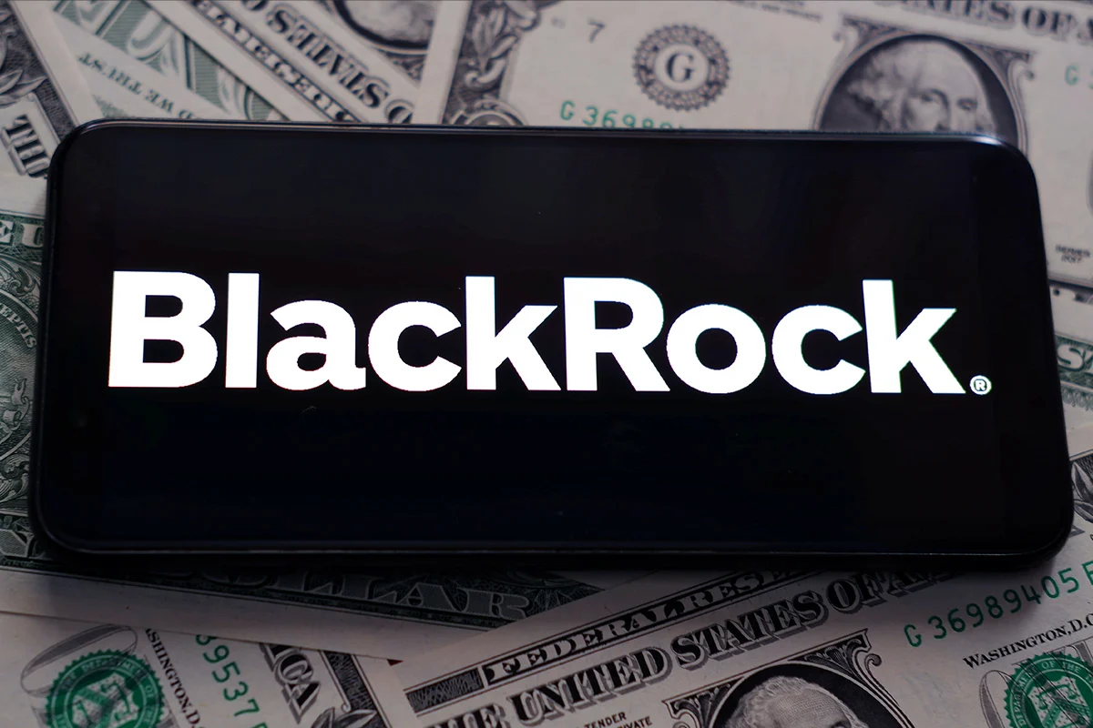 BlackRock’s IBIT Records $1.26B Block Trade as Mystery Seller Exits Bitcoin Position