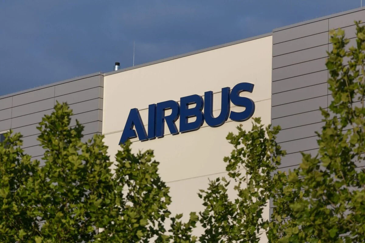 Airbus (EADSF) Shares Surge 7% Following €5B Buyback Announcement and Ambitious 2029 Goals