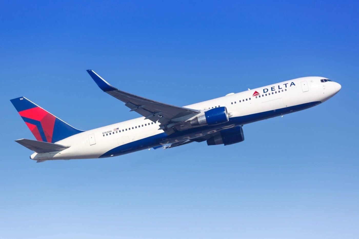 Delta Air Lines (DAL) Drops 4% Despite Strong Q2 Earnings Beat