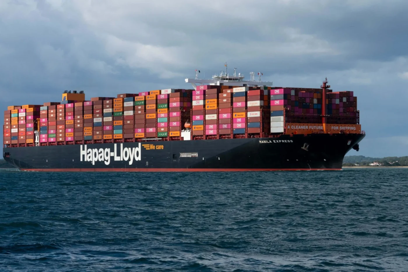 Hapag-Lloyd (HLAG) Stock Surges 6% on Upgraded Full-Year Profit Forecast