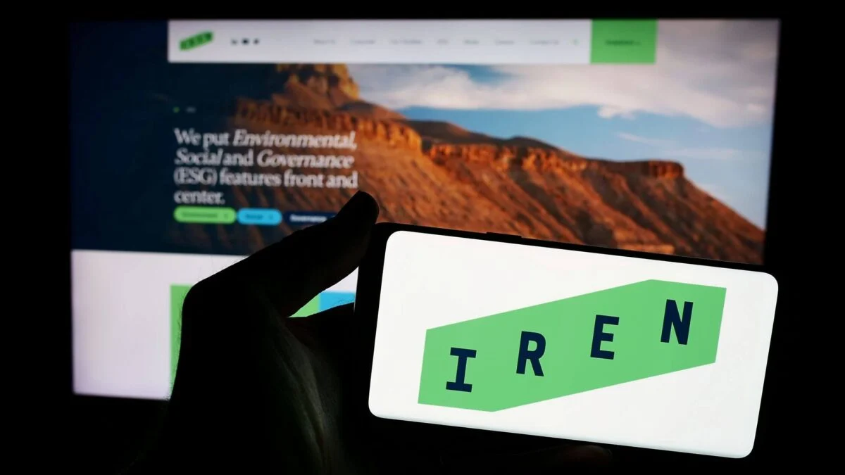 IREN Stock Plummets 9% on Meta Cloud Competition and Executive Compensation Concerns