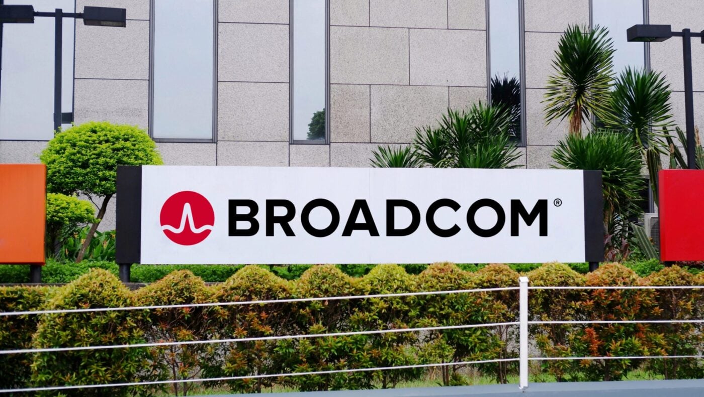 Broadcom (AVGO) Stock: Insiders Dump $10.2M Amid Strong Analyst Optimism