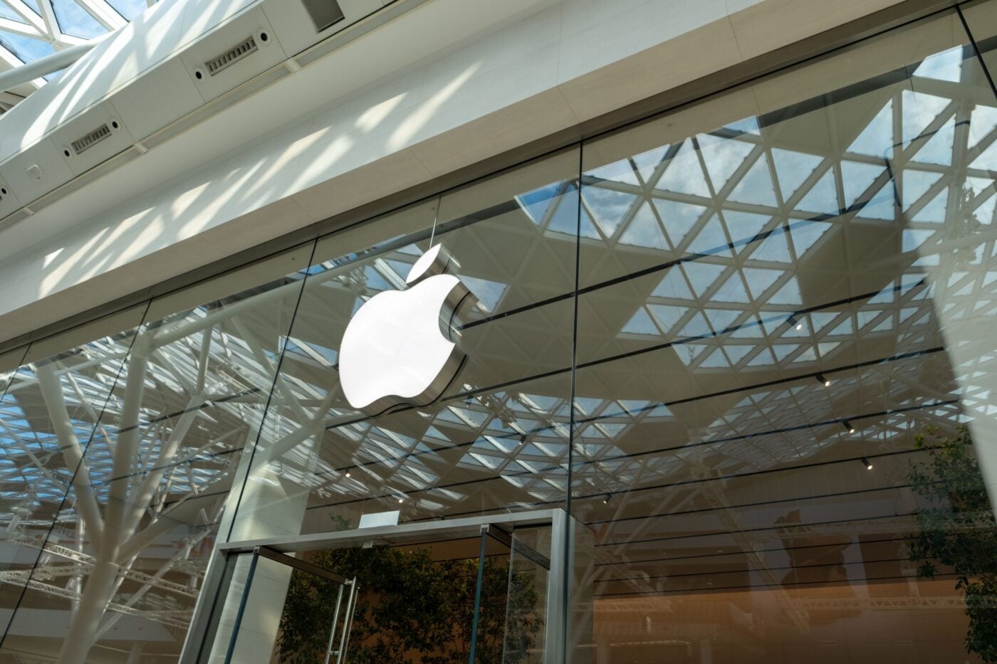 Apple (AAPL) Stock: Will the Foldable iPhone Spark a Major Rally?