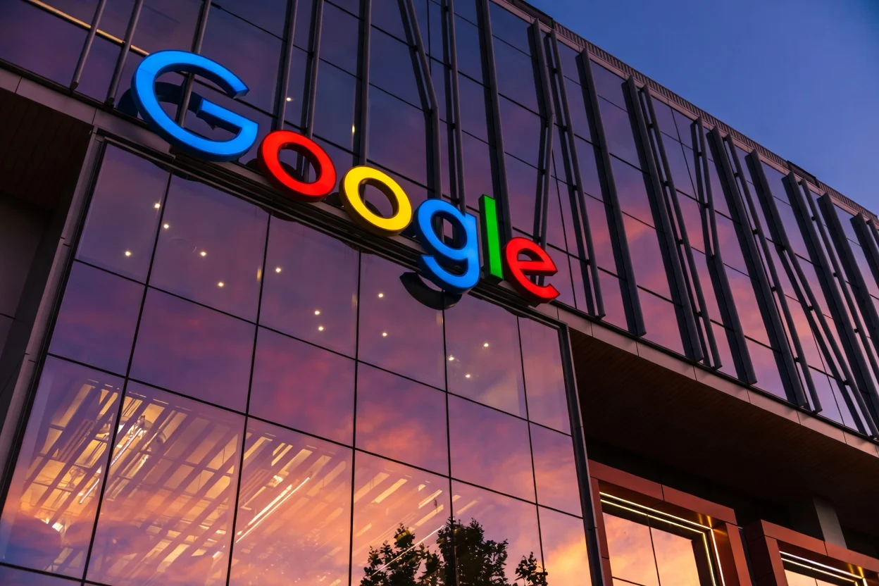 Google (GOOGL) Acquires Spirit Airlines Data for $10M to Power AI Development