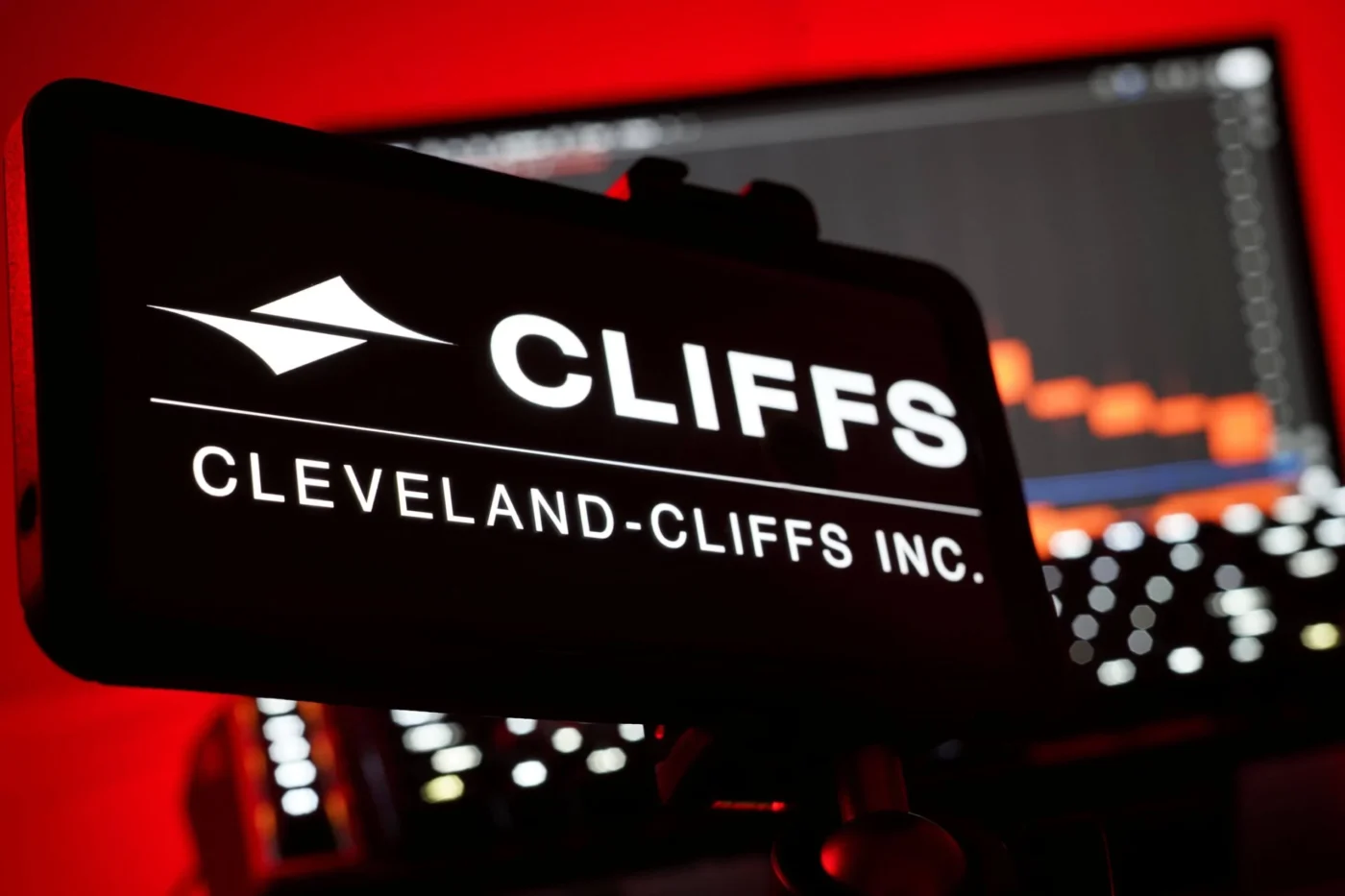 Cleveland-Cliffs (CLF) Stock Soars 7.68% on $1 Billion Federal Steel Investment