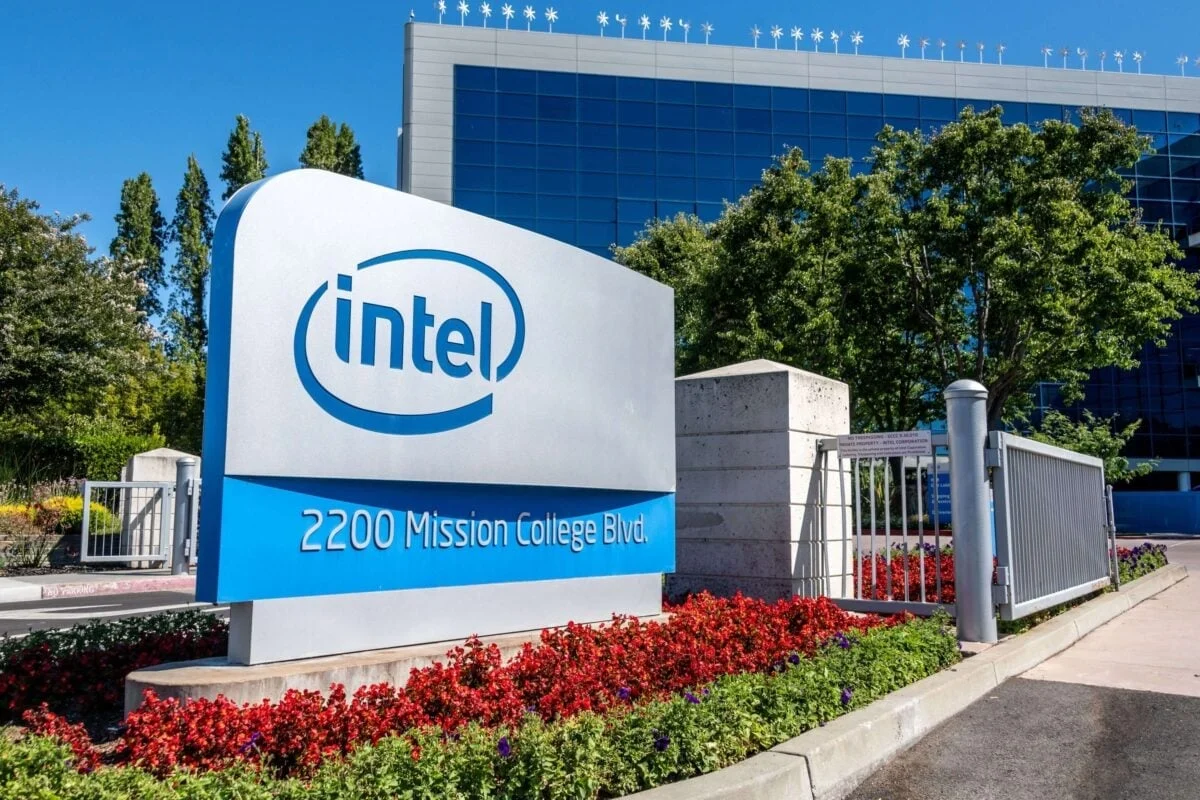 Intel (INTC) Stock Slides 4% Following Surprise $20B Equity Raise