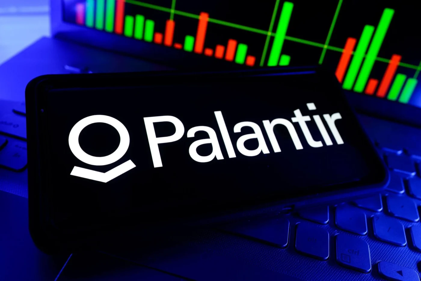 Palantir (PLTR) Stock Surges: Maven AI System Approaches $1B Pentagon Milestone