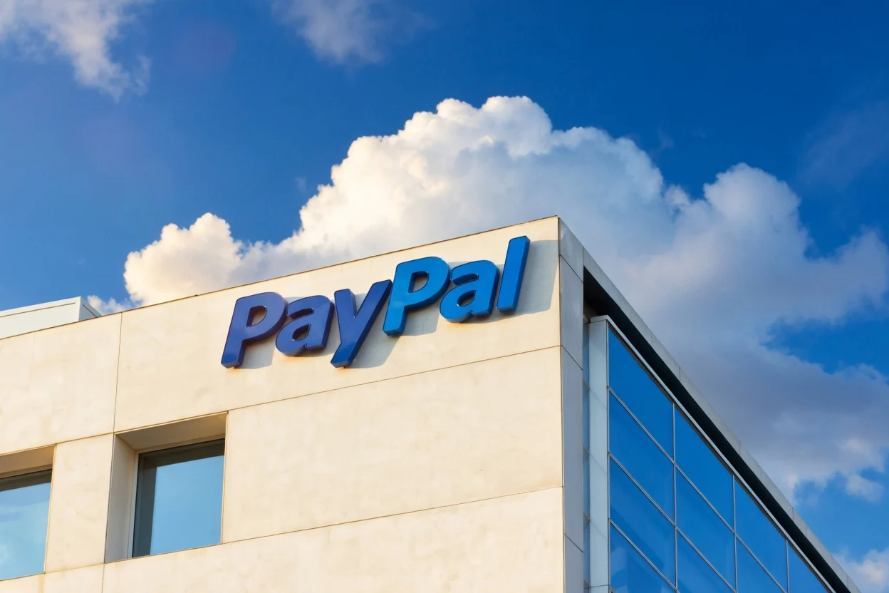 PayPal (PYPL) Stock Plunges 13% After Stripe-Advent Acquisition Deal Collapses