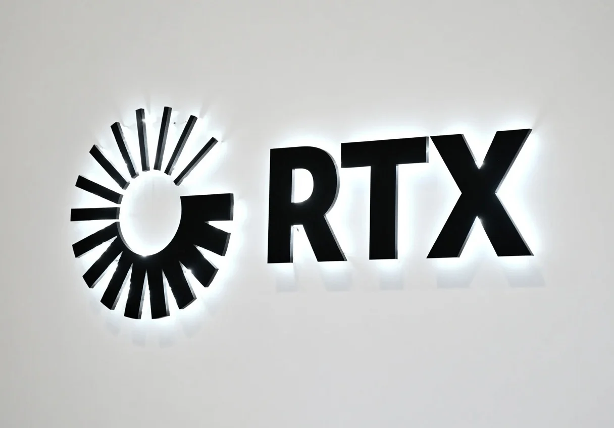 Pentagon Awards Raytheon (RTX) $1.3 Billion in New Defense Contracts