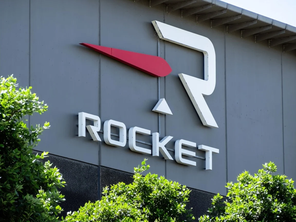 Rocket Lab (RKLB) Stock Dips Despite 62% Revenue Surge and $2.36B Backlog Milestone