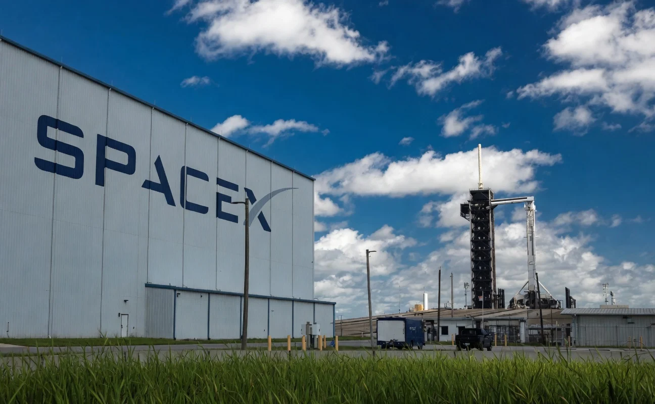 Top Space Sector Stocks Gaining Momentum in 2026: SpaceX, Rocket Lab, and AST SpaceMobile
