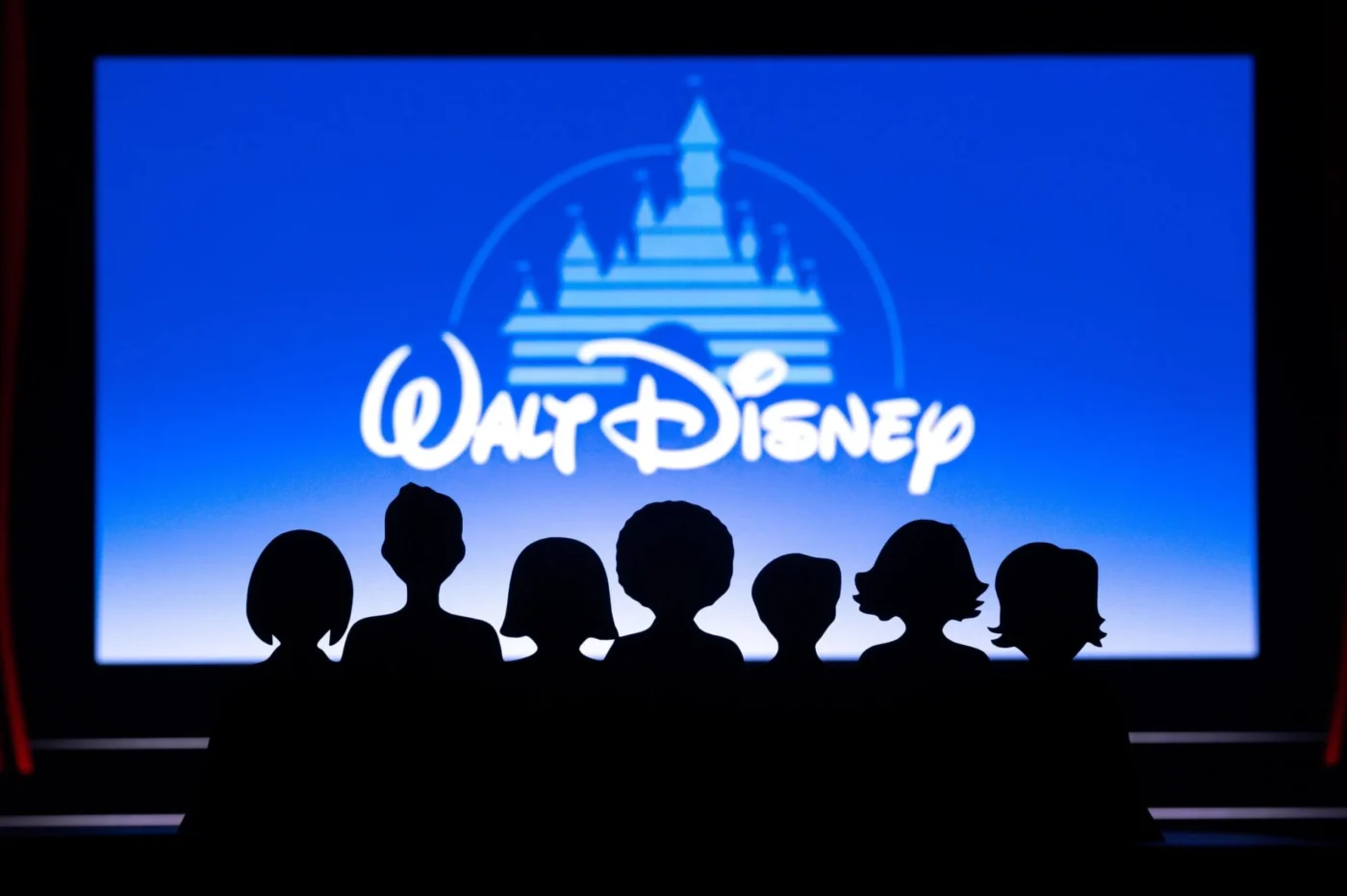 Analysts Remain Bullish on Walt Disney (DIS) Stock Despite Market Volatility