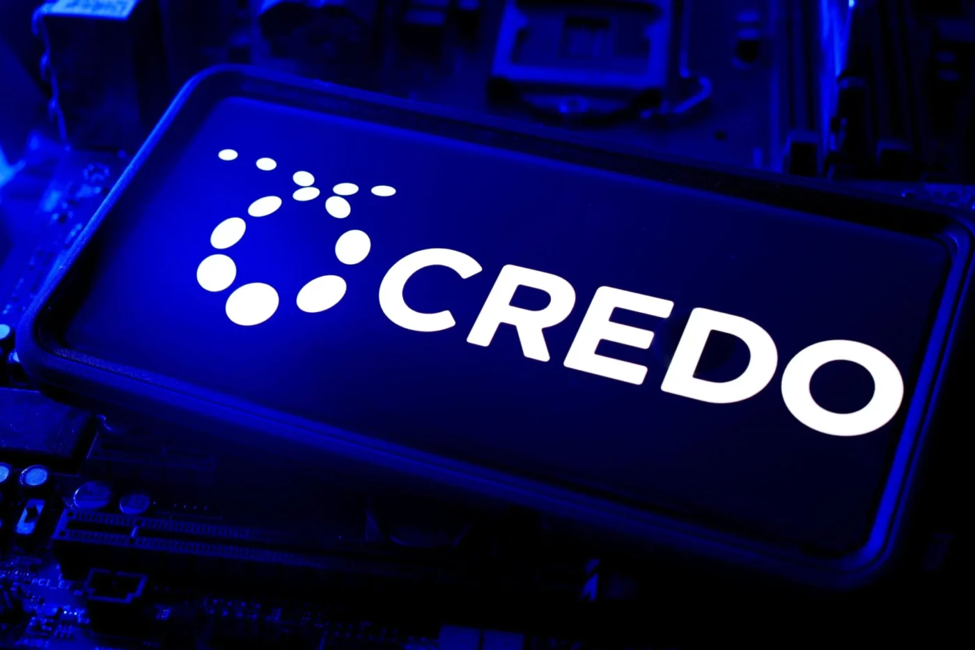 Credo Technology (CRDO) Stock Tumbles 9% Despite Earnings Beat as Margin Concerns Outweigh Revenue Growth