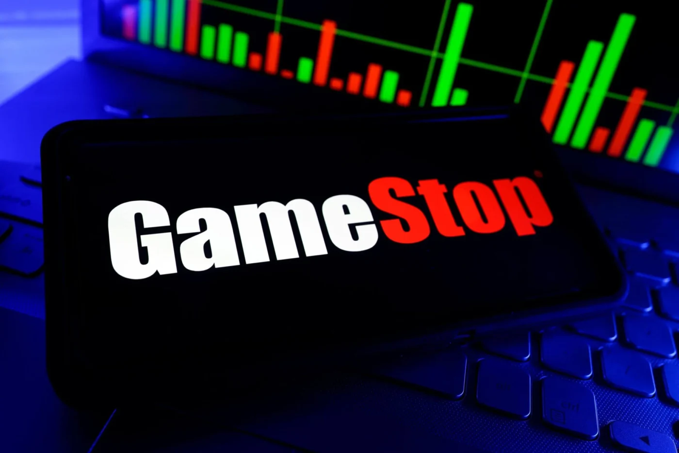 GameStop (GME) Stock Ahead of Tuesday Earnings: Investment Opportunity or Risk?