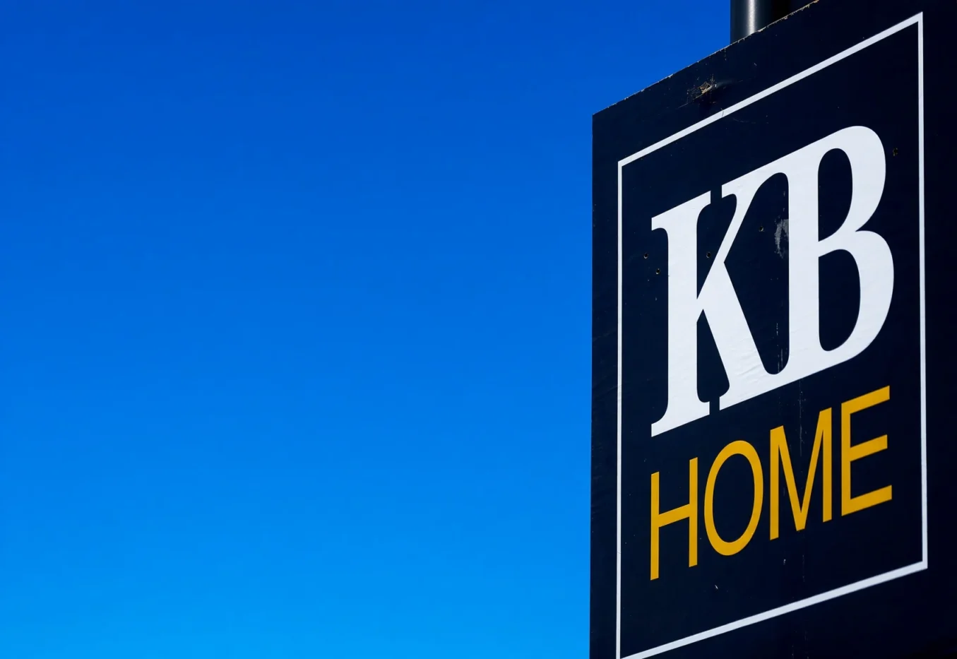 KB Home (KBH) Stock Drops Despite Earnings Surprise on Weak Margin Forecast
