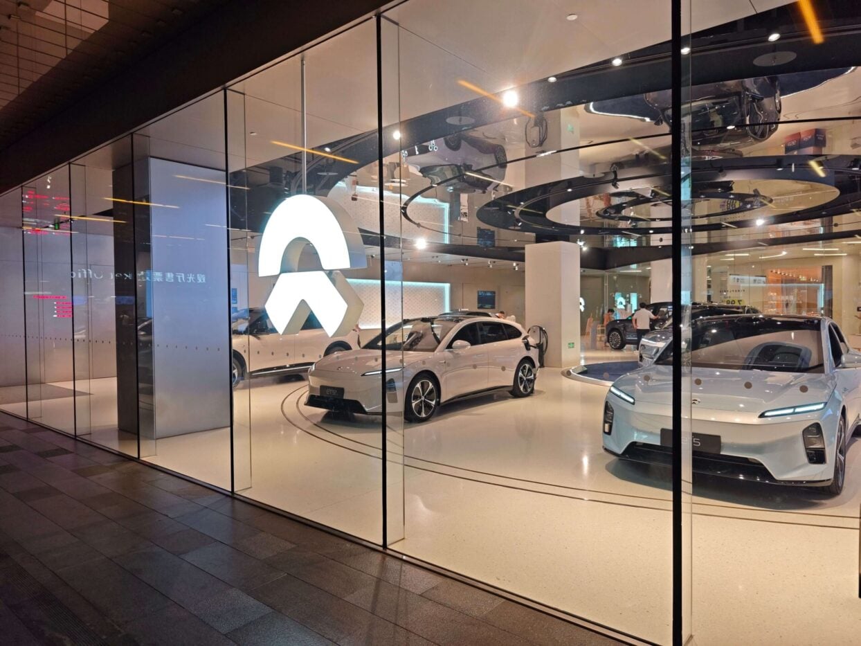 NIO (NIO) Stock Tumbles 6% Following Disappointing Q2 Results and August Sales Slip