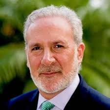 Peter Schiff Attacks Bitcoin Following CLARITY Act Senate Defeat