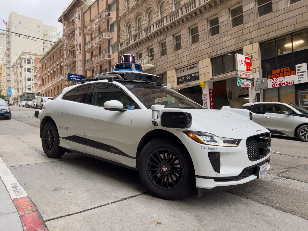 Waymo Self-Driving Vehicles Reduce Injury Accidents by 82%, New Data Reveals