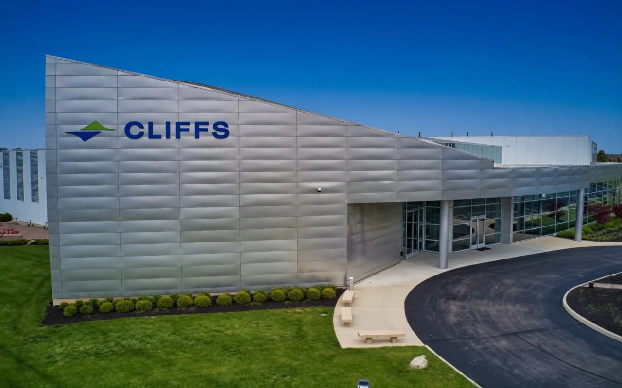 Cleveland-Cliffs (CLF) Upgraded to Overweight as Steel Prices Surge 44% in 2026