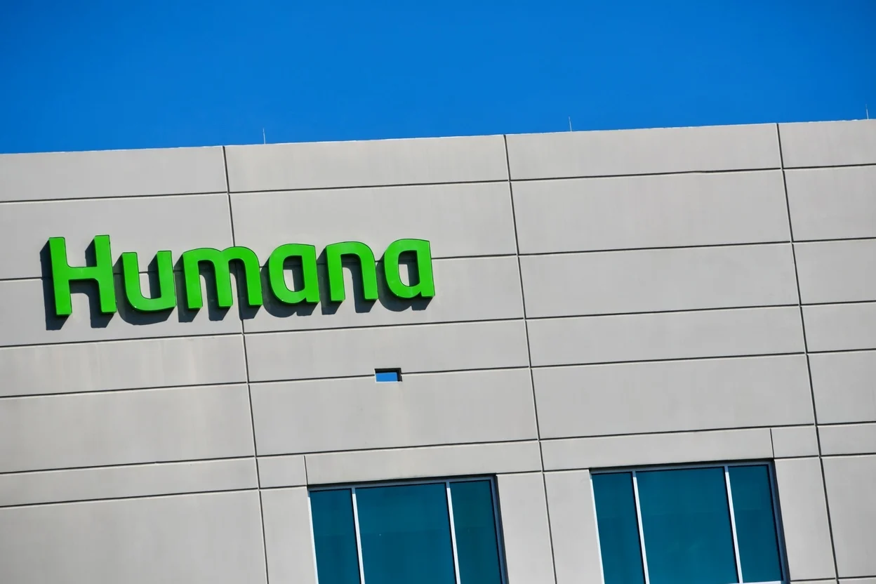 Humana (HUM) Jumps 15% as 95% of Medicare Members Land Four-Star Plans for 2027