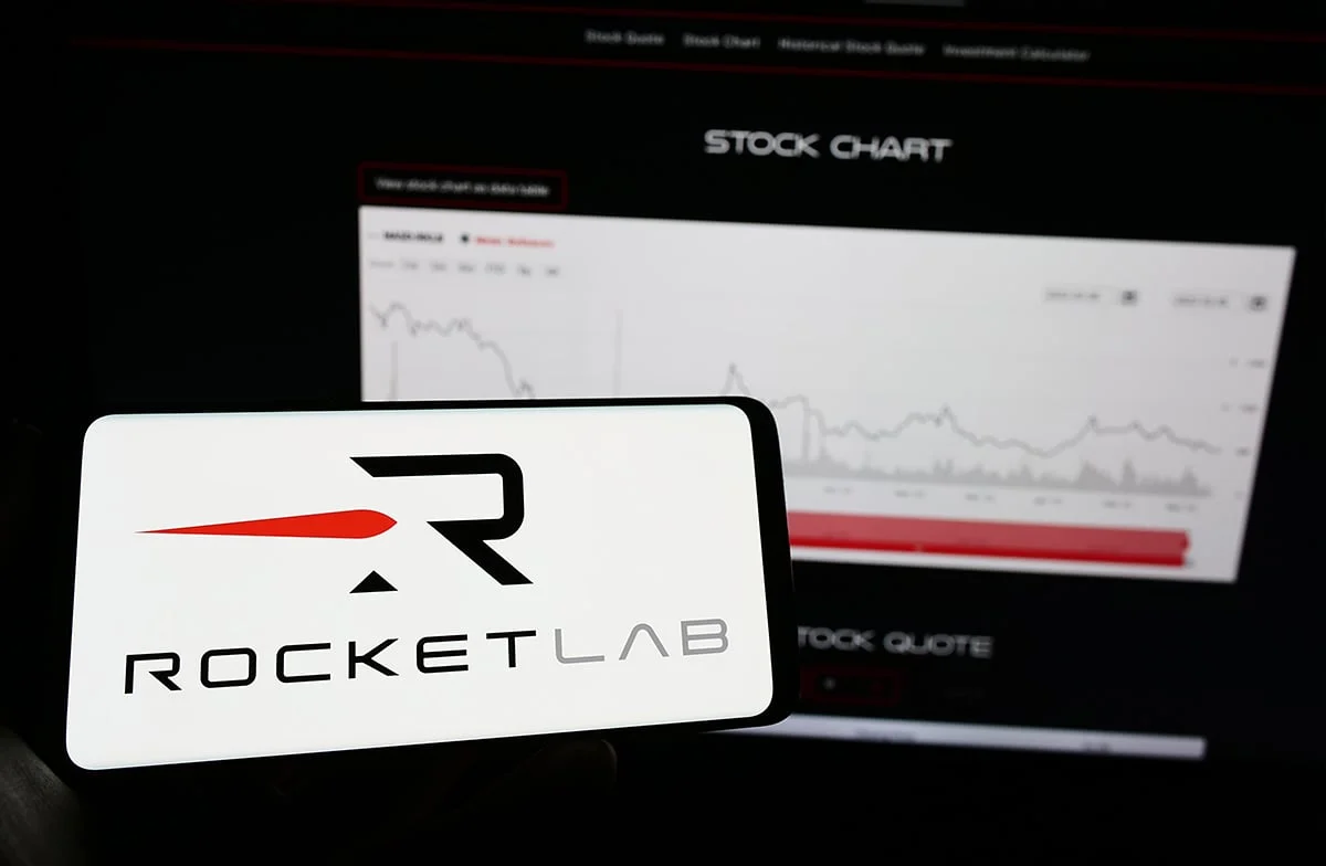 Rocket Lab (RKLB) Shares Drop 10% After Carbon Composite Flaws Force 2027 Neutron Launch Timeline